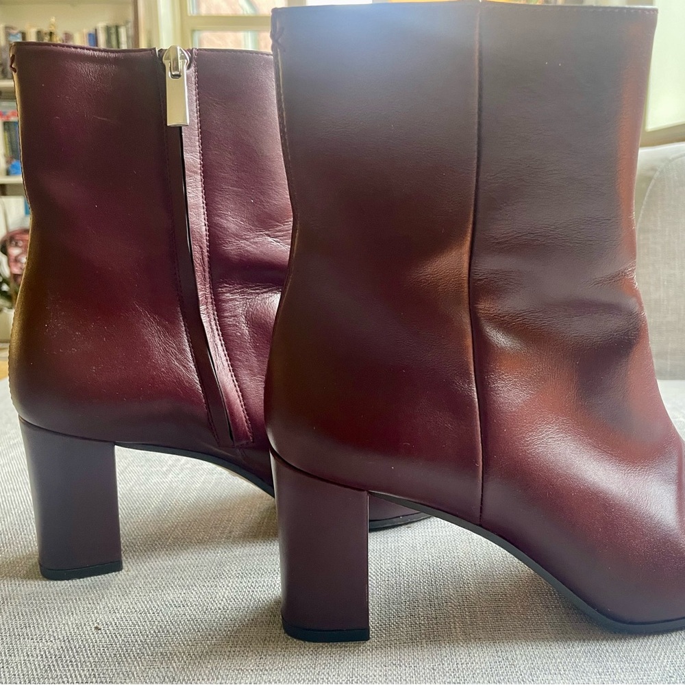 EUC Inez Women's Burgundy Leather Mid-Heel Ankle Booties 8.5 - Picture 5 of 15